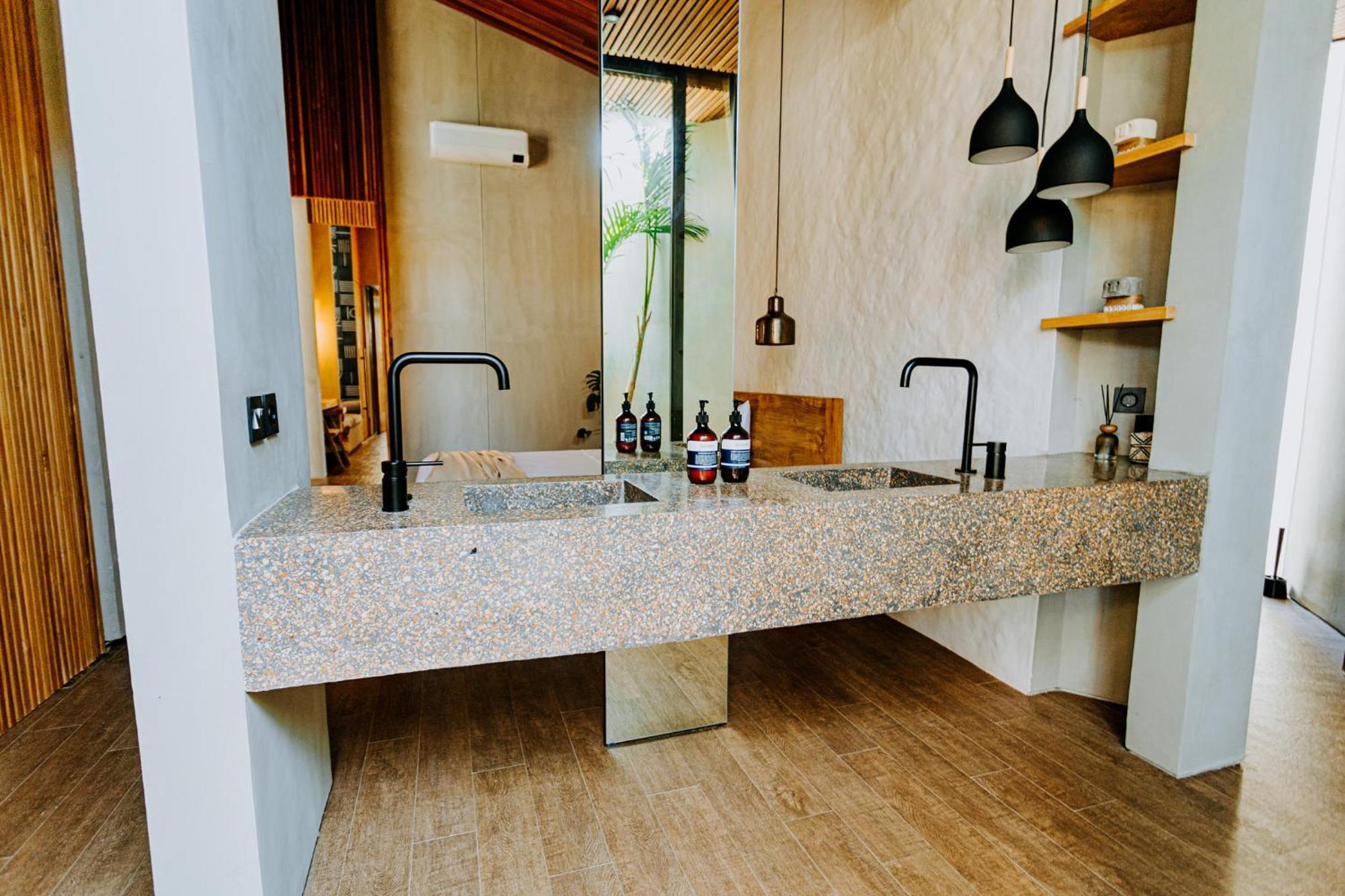 Villa Feh Bali By House Of Winds - Neo Tropical Eden Near Canggu Kerobokan  Ngoại thất bức ảnh